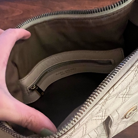 Marc Jacobs Quilted Leather Shoulder Bag - Picture 7 of 12